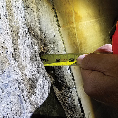 Measuring a Damaged Portion of the interior of a pipe