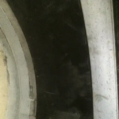 Retaining bands loosely placed over a rubber seal