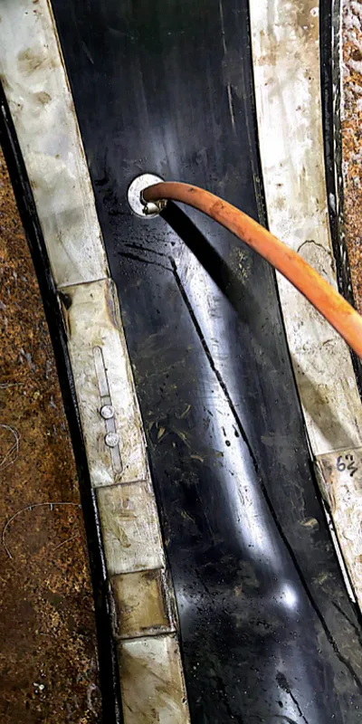 Air testing a HydraTite seal installation